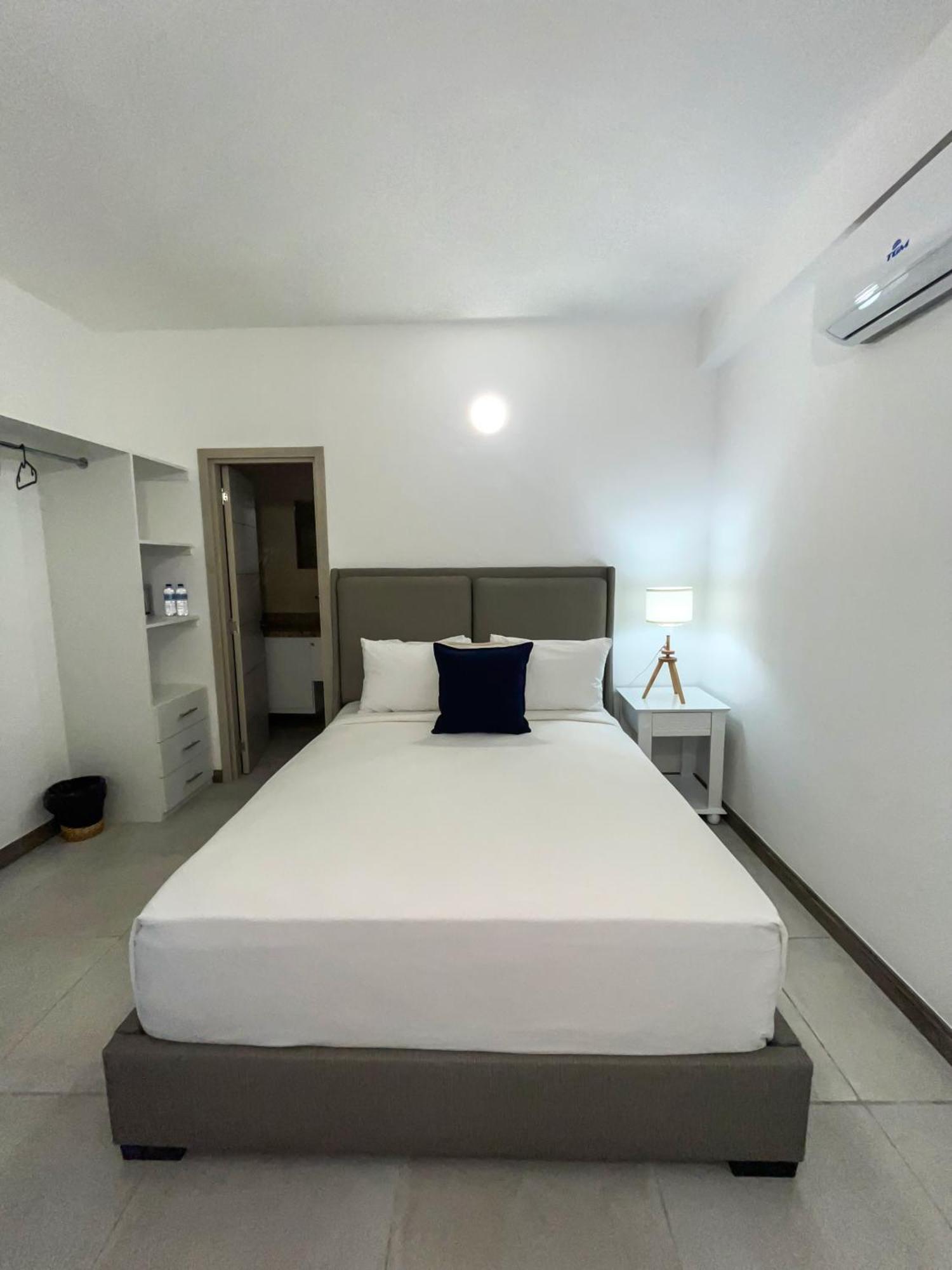 Green Coast Beach Hotel ปุนตากานา ภายนอก รูปภาพ